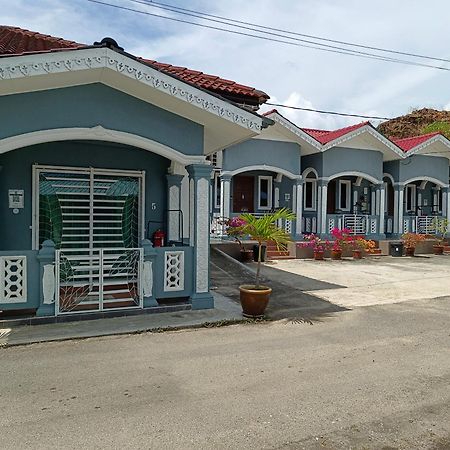 Ku'S Roomstay Pantai Cenang  Buitenkant foto